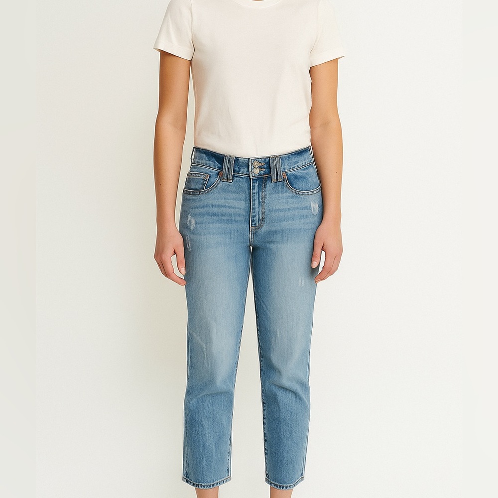 a.n.a Boyfriend Classic Straight Leg Cropped Mid Rise Cotton Jeans Size 4